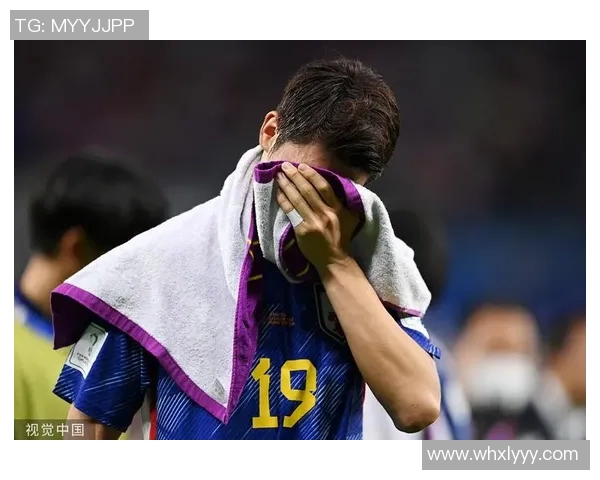 日本足球明星的表现令人失望解说员犀利嘲讽引发热议